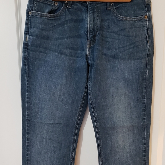 Ladies Levi Strauss & Co. Signature Jeans - Picture 6 of 8